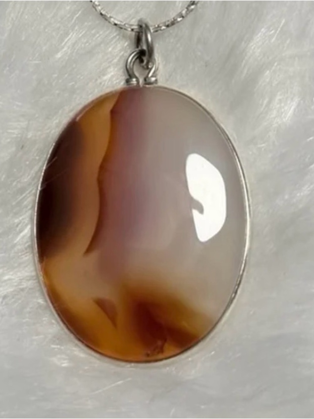 Necklace VTG Montana Carnelian Agate 2.5” H 1.5” W- sterling silver 18”chain
